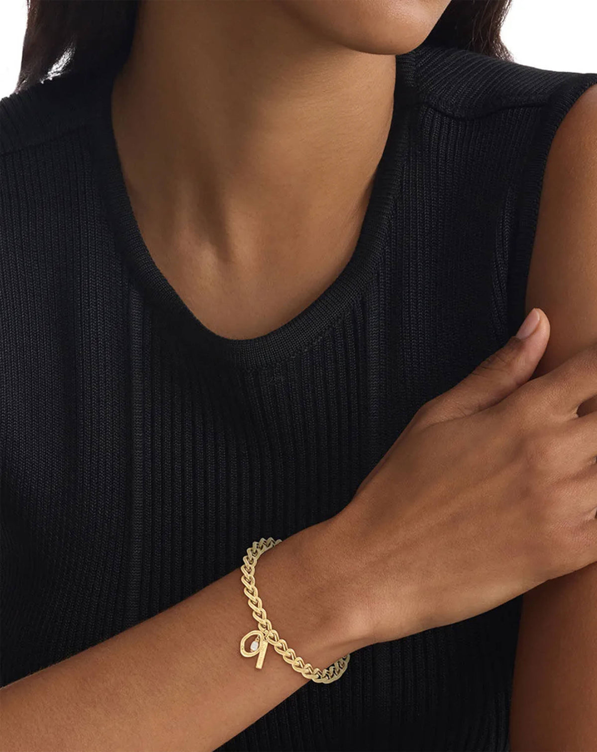 Calvin Klein İncili Kadın Bileklik CKJ35000561_2